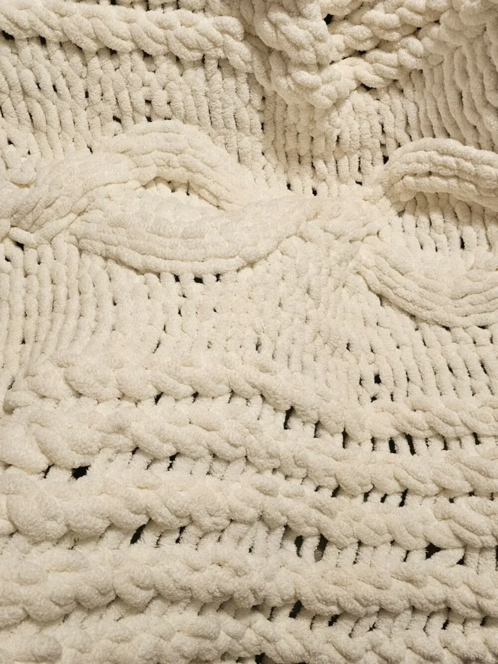 UGG Cream Layne Chunky Knit Throw Blanket Bed living Room Sofa Recliner Chair - Picture 3 of 7